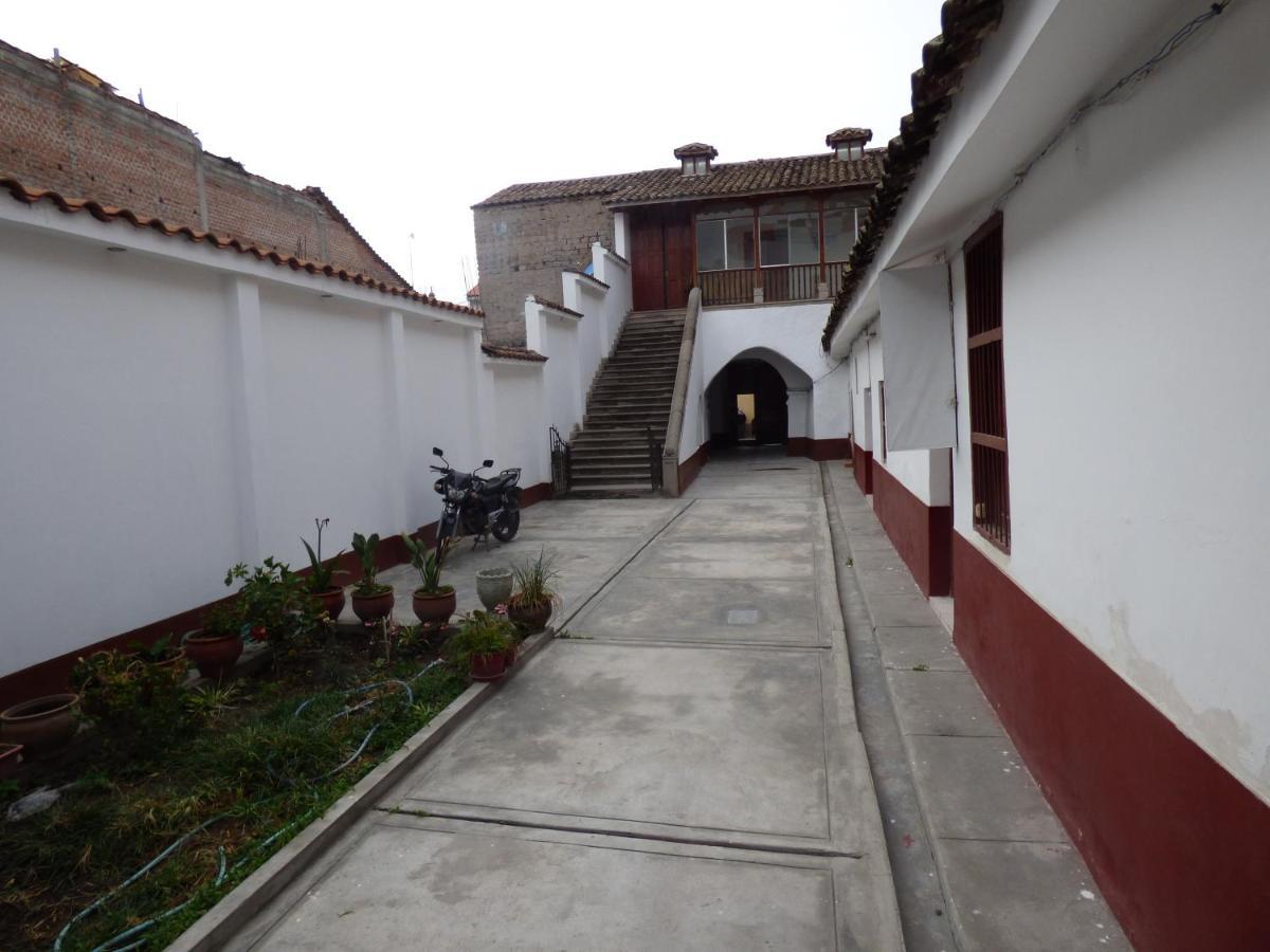 Platero Hotel Ayacucho Eksteriør bilde